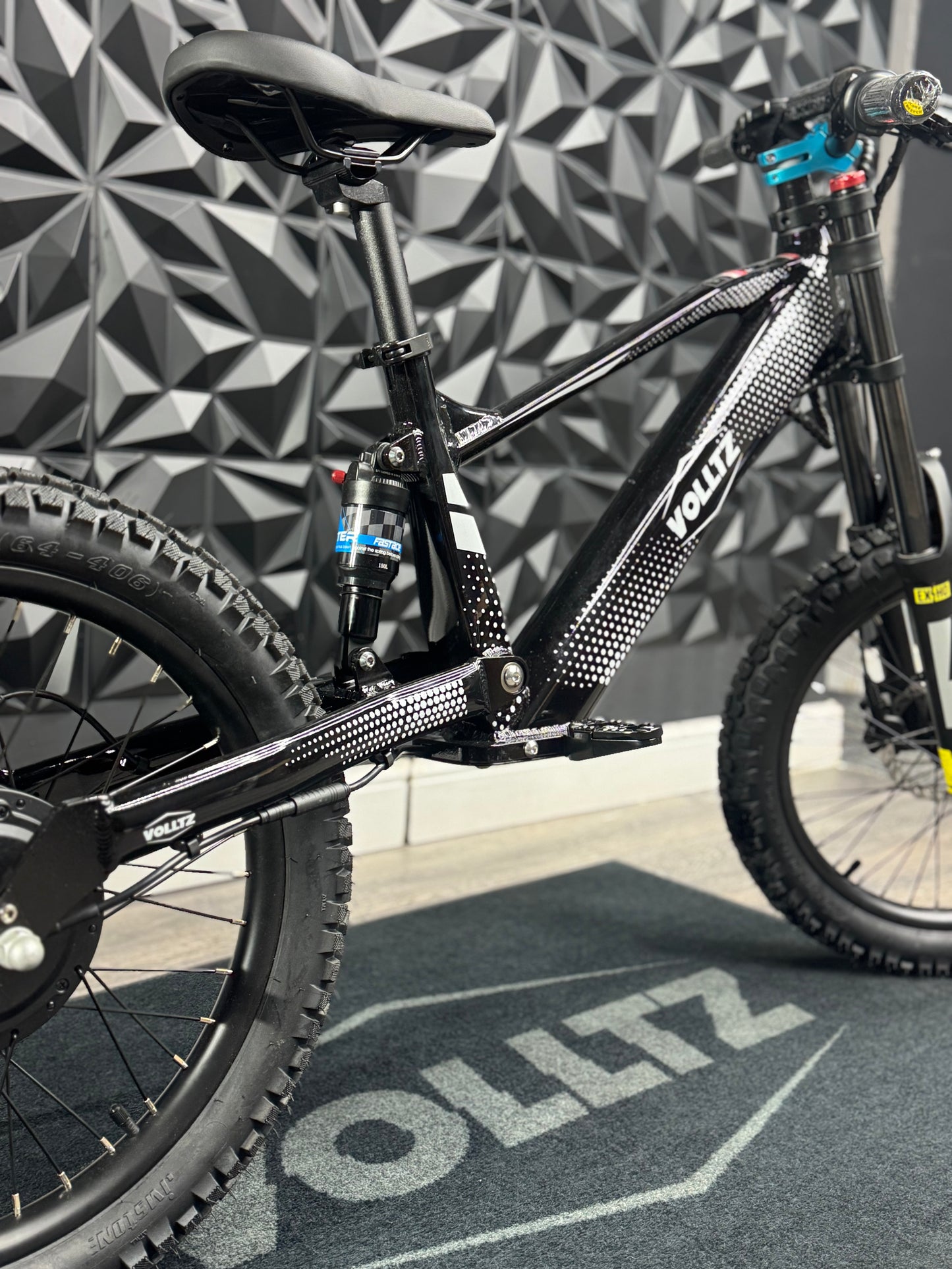 Volltz 18 Kids Electric Balance Bike - BLACK